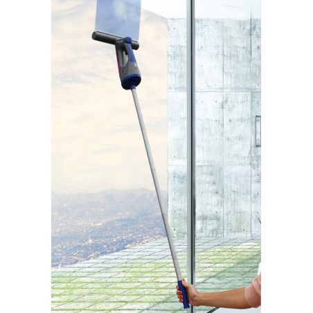 OUTLET ECODE® Cordless power window cleaner with lithium battery Clean the glass.