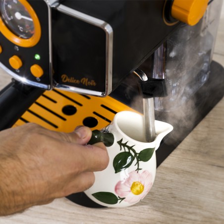 Acquista Macchina Espresso Manuale DELICE Nera Economica