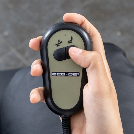 Aufstehsessel mit elektrischer Neigungsverstellung, Massagefunktion und schwarzer Farbe - ECO DE